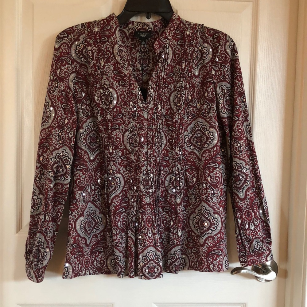 New shirt, never worn. Brand Talbots.